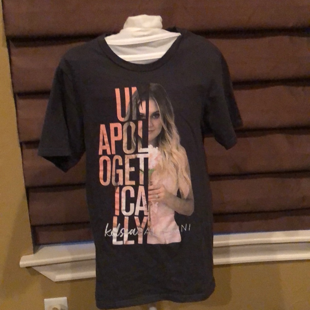 Kelsea Ballerini concert t-shirt.